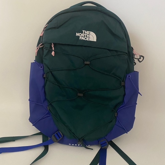 The North Face Handbags - NWT The North Face Borealis Backpack
